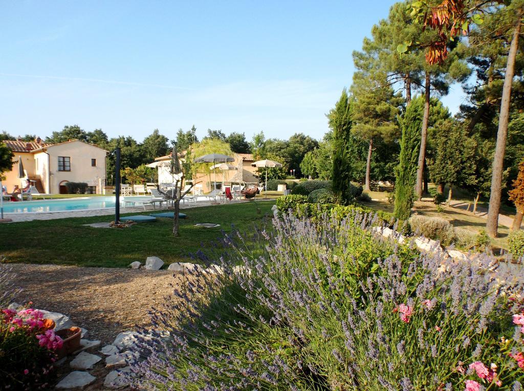 Apartments Borgo Toscano กัมบาสซี แตร์เม ภายนอก รูปภาพ