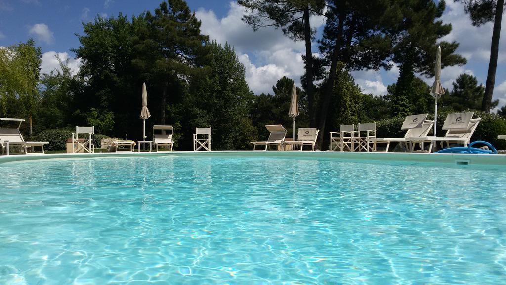 Apartments Borgo Toscano กัมบาสซี แตร์เม ภายนอก รูปภาพ
