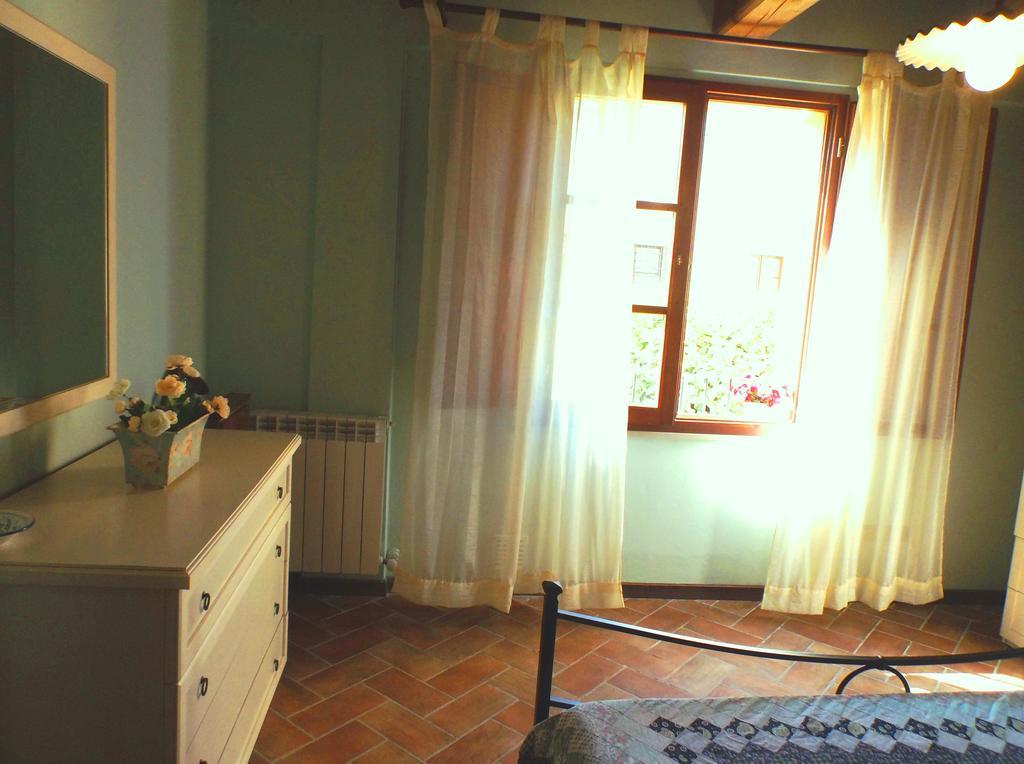 Apartments Borgo Toscano กัมบาสซี แตร์เม ห้อง รูปภาพ